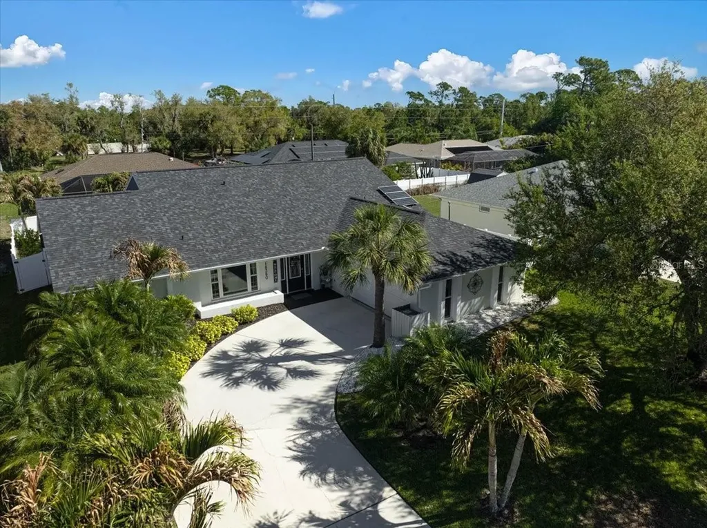 18380 Robinson Avenue Port Charlotte FL 33948