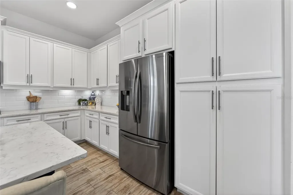 813 Winterside Drive Apollo Beach FL 33572
