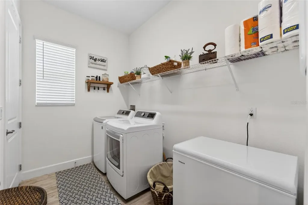 813 Winterside Drive Apollo Beach FL 33572