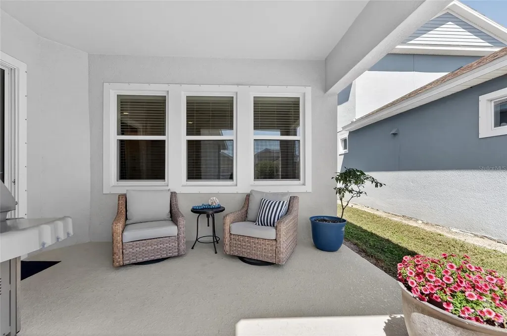 813 Winterside Drive Apollo Beach FL 33572