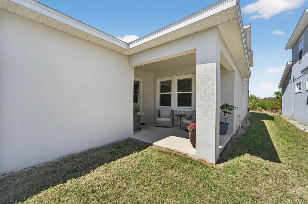 813 Winterside Drive Apollo Beach FL 33572