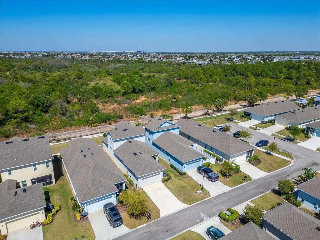 813 Winterside Drive Apollo Beach FL 33572