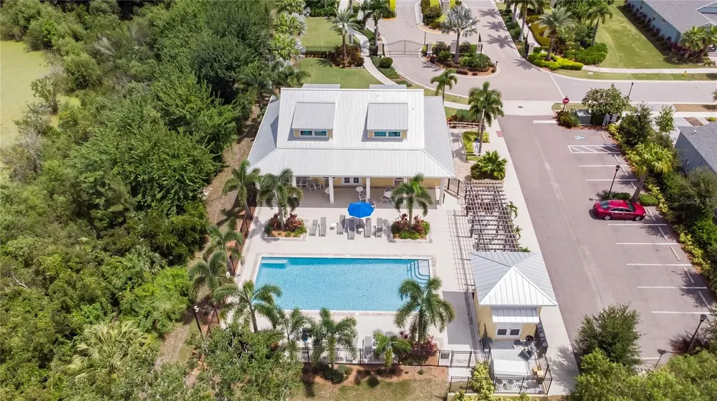 813 Winterside Drive Apollo Beach FL 33572