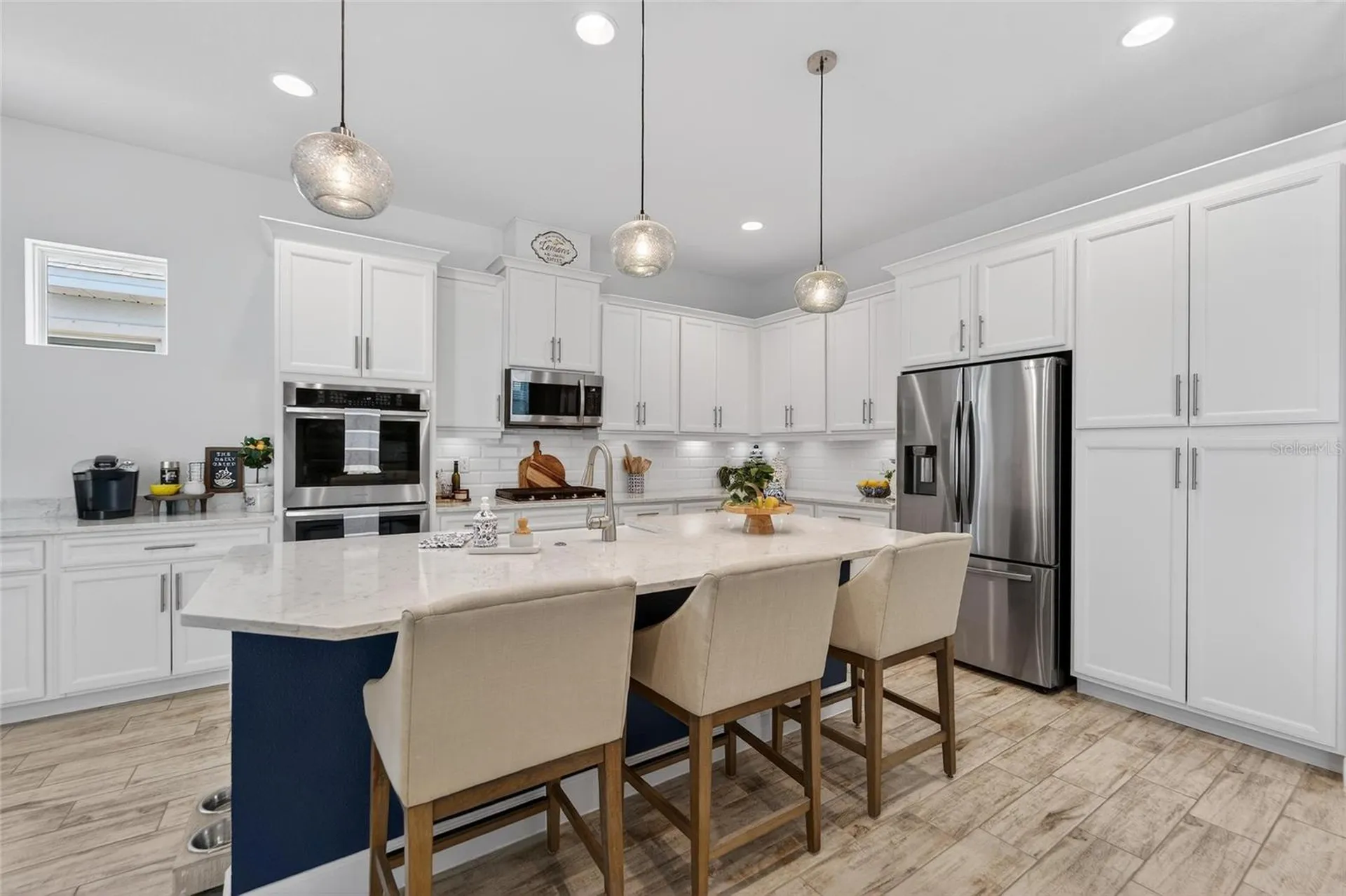 813 Winterside Drive Apollo Beach FL 33572