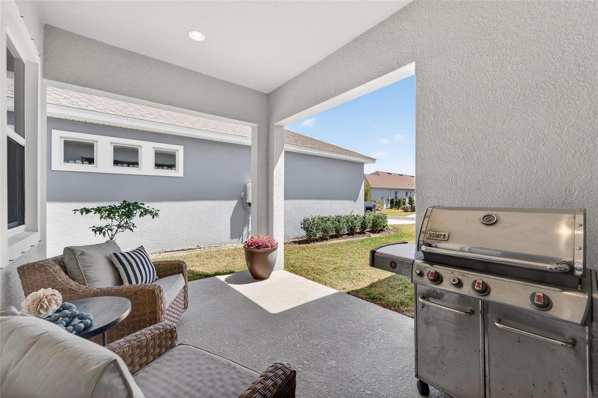 813 Winterside Drive Apollo Beach FL 33572