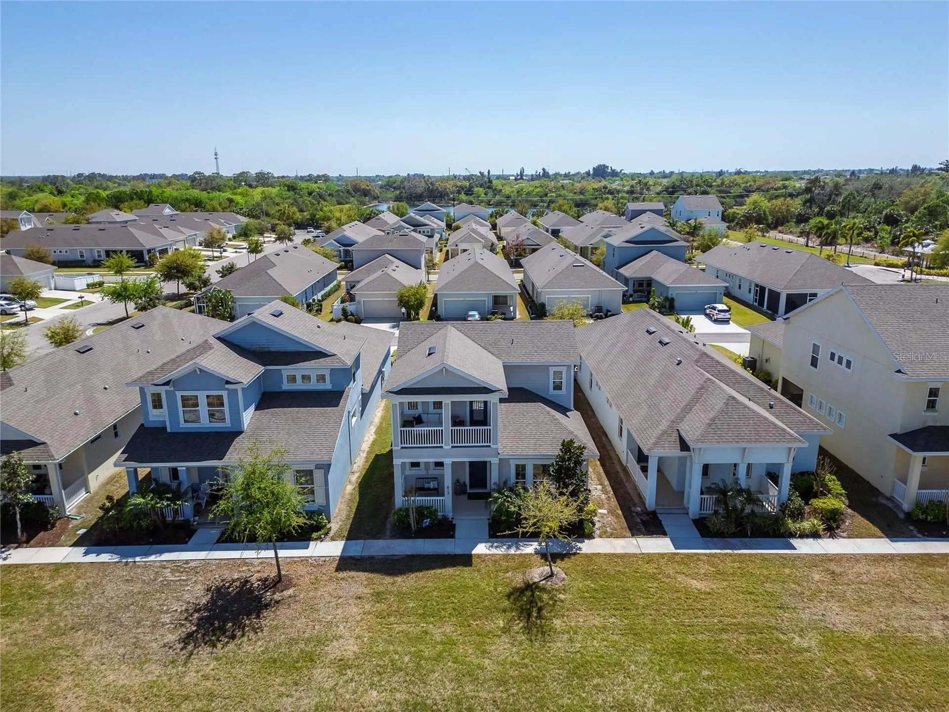 813 Winterside Drive Apollo Beach FL 33572