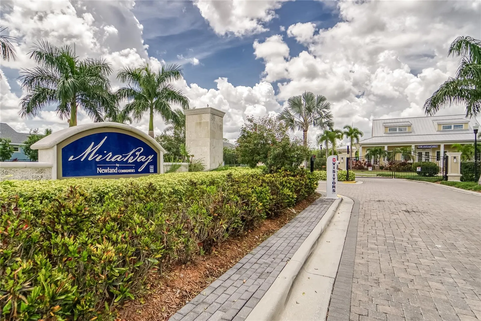 813 Winterside Drive Apollo Beach FL 33572