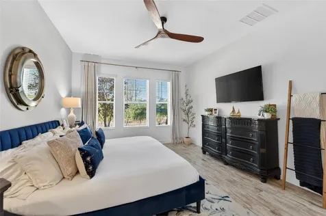 813 Winterside Drive Apollo Beach FL 33572
