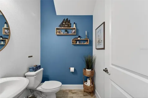 813 Winterside Drive Apollo Beach FL 33572
