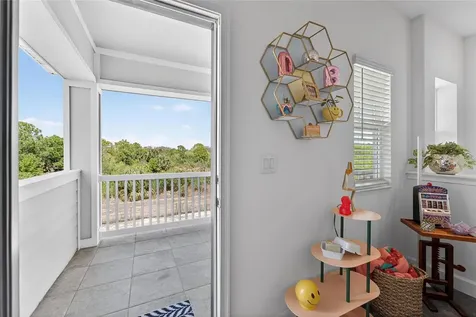 813 Winterside Drive Apollo Beach FL 33572