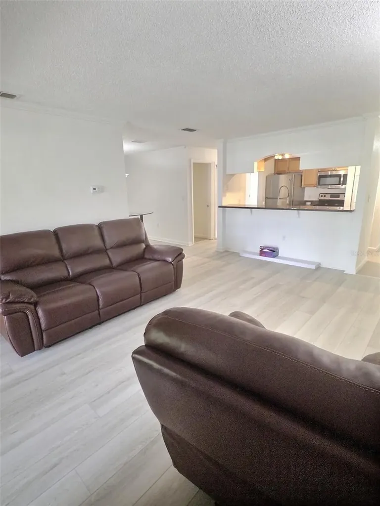 10100 N Sailwinds Boulevard N Largo FL 33773