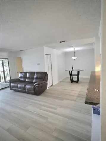 10100 N Sailwinds Boulevard N Largo FL 33773