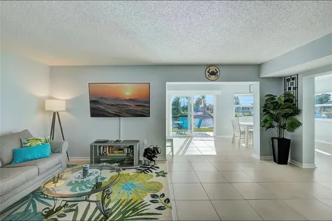 4518 Garnet Drive New Port Richey FL 34652