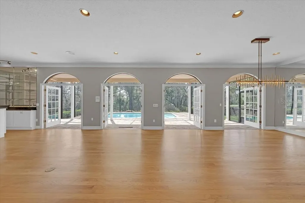 1141 Myrtle Road Valrico FL 33596