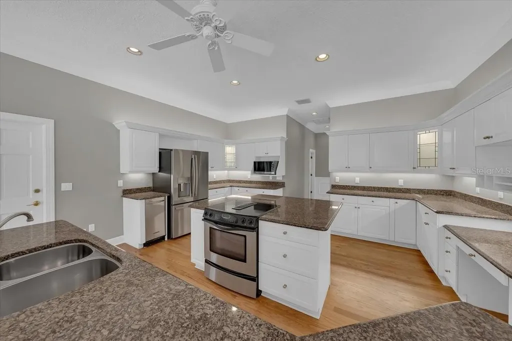 1141 Myrtle Road Valrico FL 33596