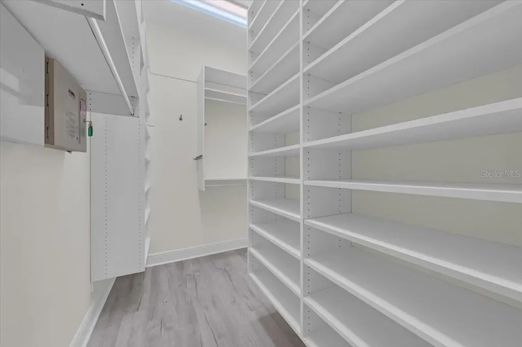 1141 Myrtle Road Valrico FL 33596