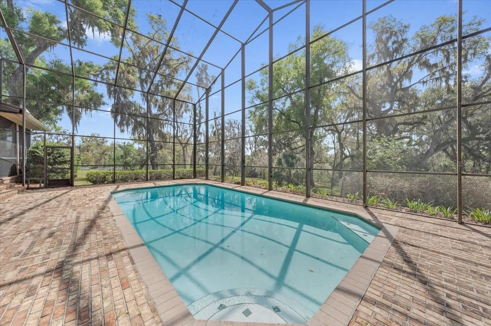 1141 Myrtle Road Valrico FL 33596