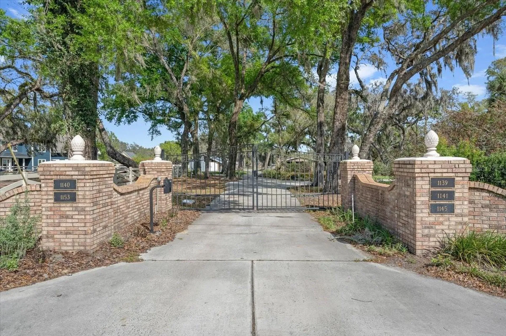 1141 Myrtle Road Valrico FL 33596