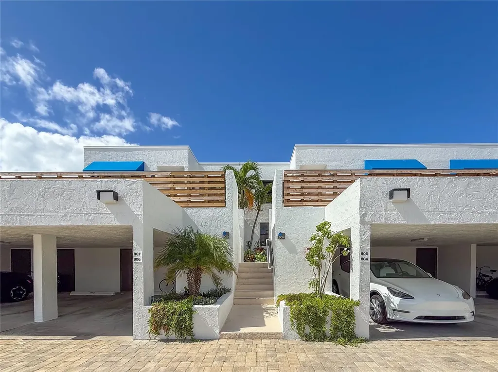 806 Bayport Way Longboat Key FL 34228