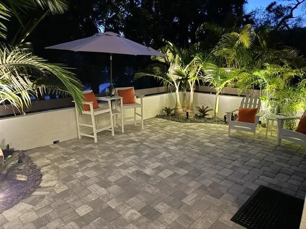 806 Bayport Way Longboat Key FL 34228