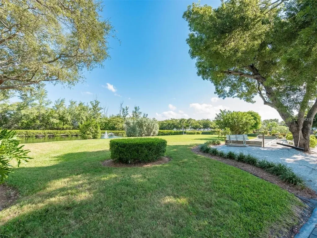 806 Bayport Way Longboat Key FL 34228