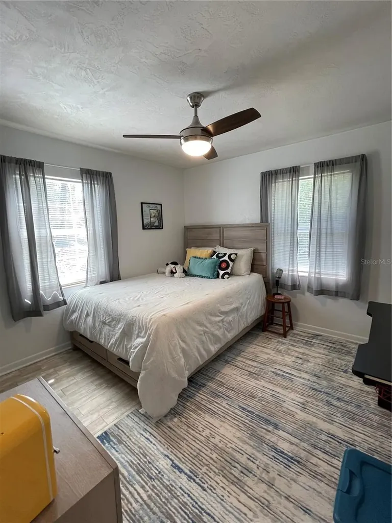 906 E Michigan Avenue Deland FL 32724
