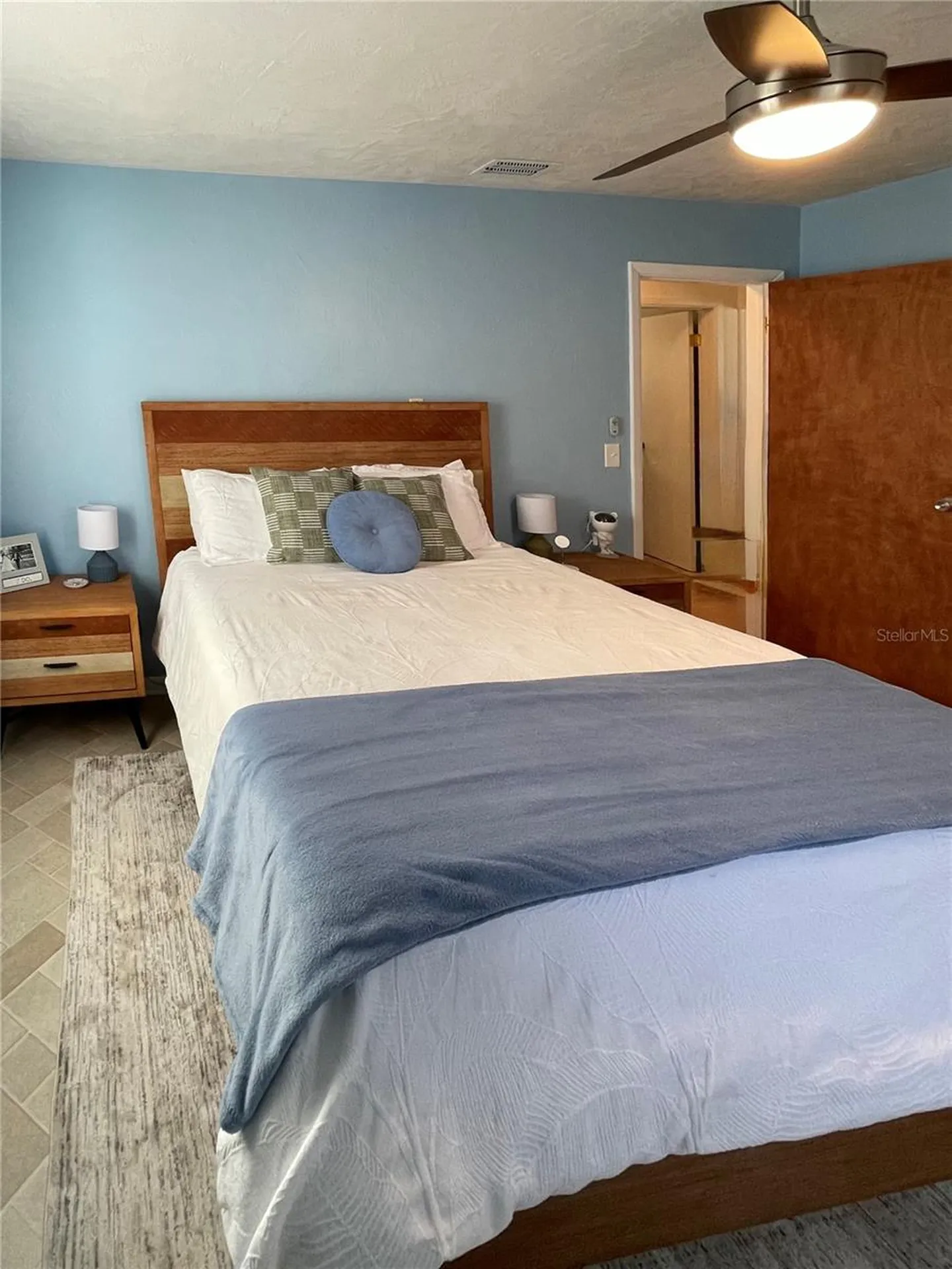 906 E Michigan Avenue Deland FL 32724