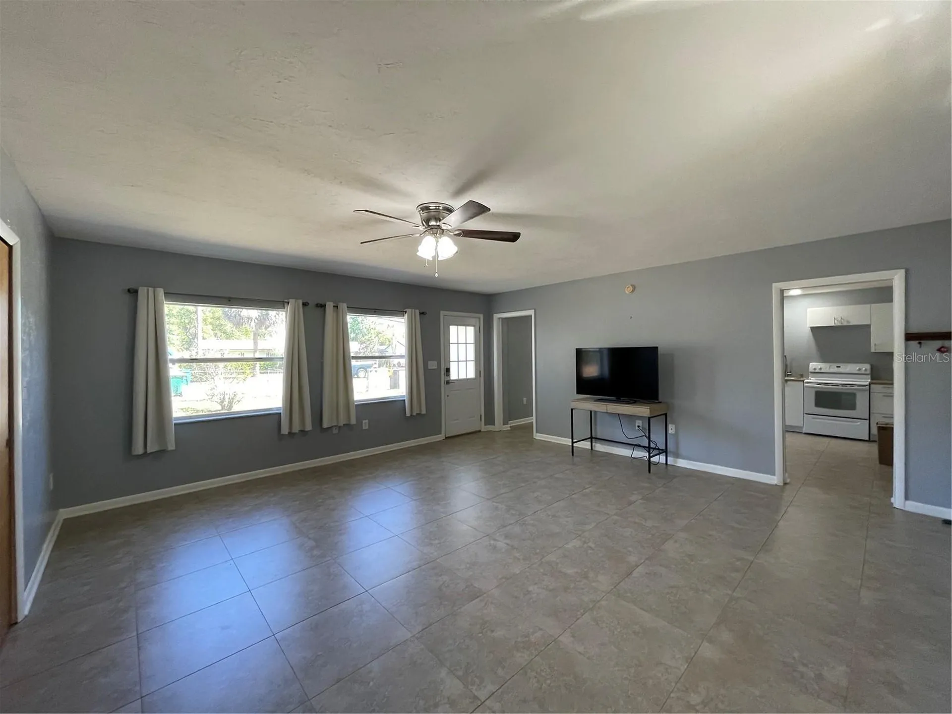 906 E Michigan Avenue Deland FL 32724