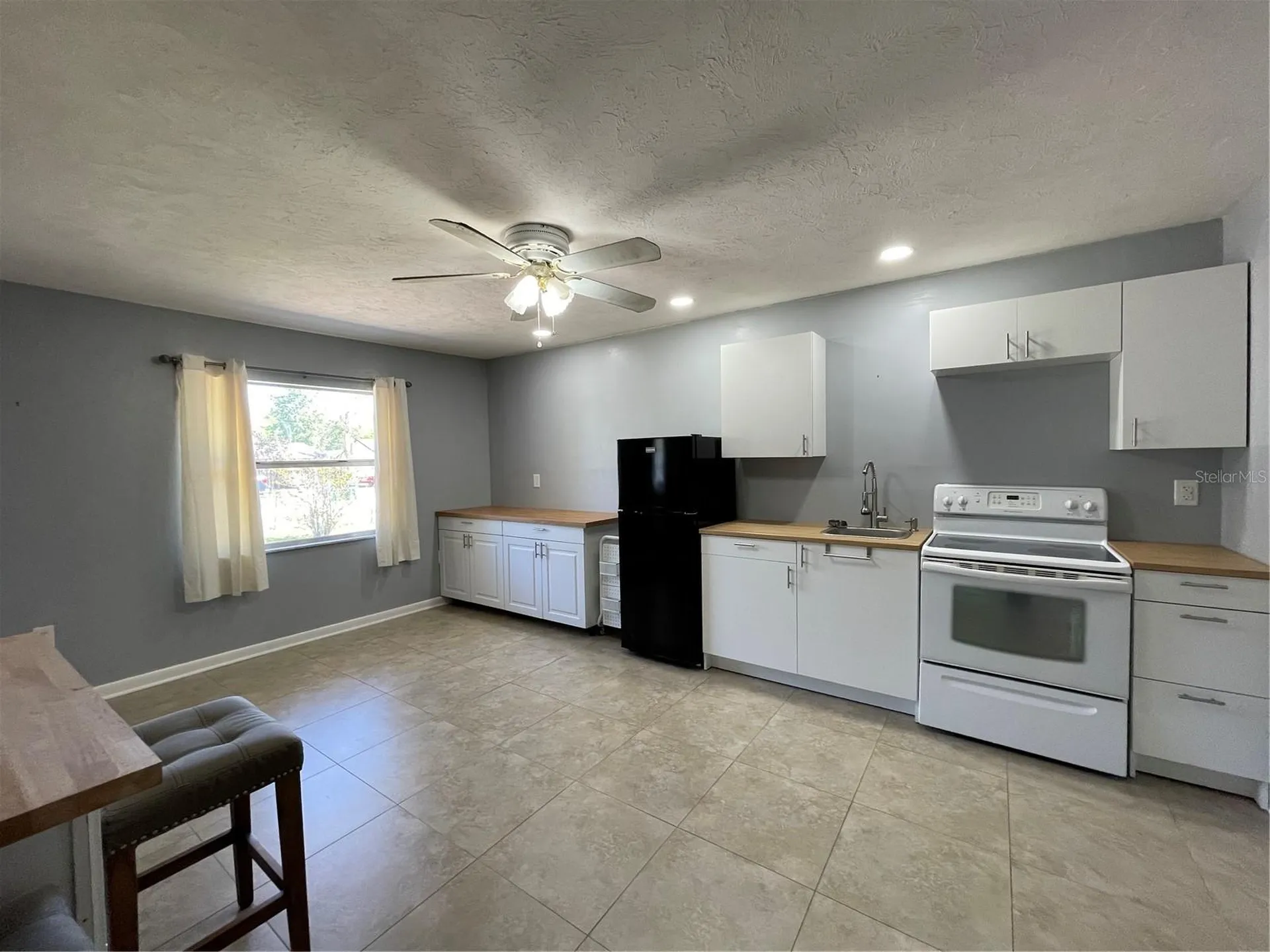 906 E Michigan Avenue Deland FL 32724
