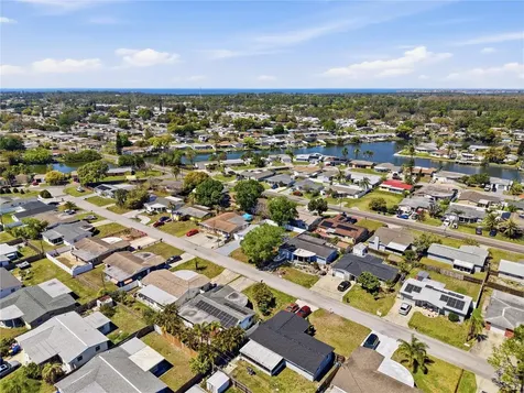3801 Sablewood Drive Holiday FL 34691
