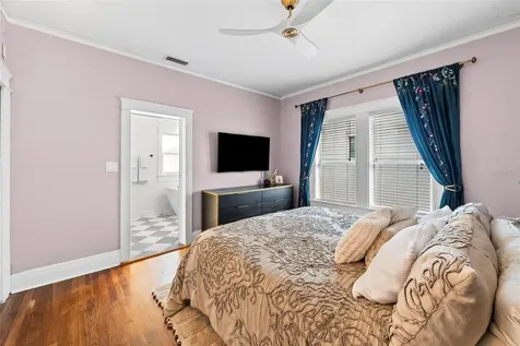3009 W San Jose Street Tampa FL 33629