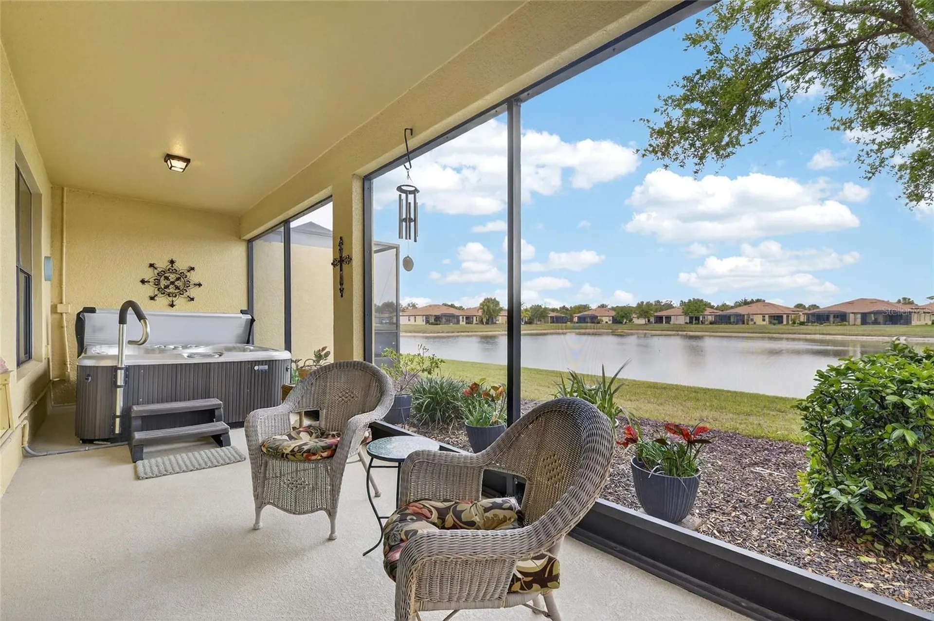 5538 Sunset Falls Drive Apollo Beach FL 33572