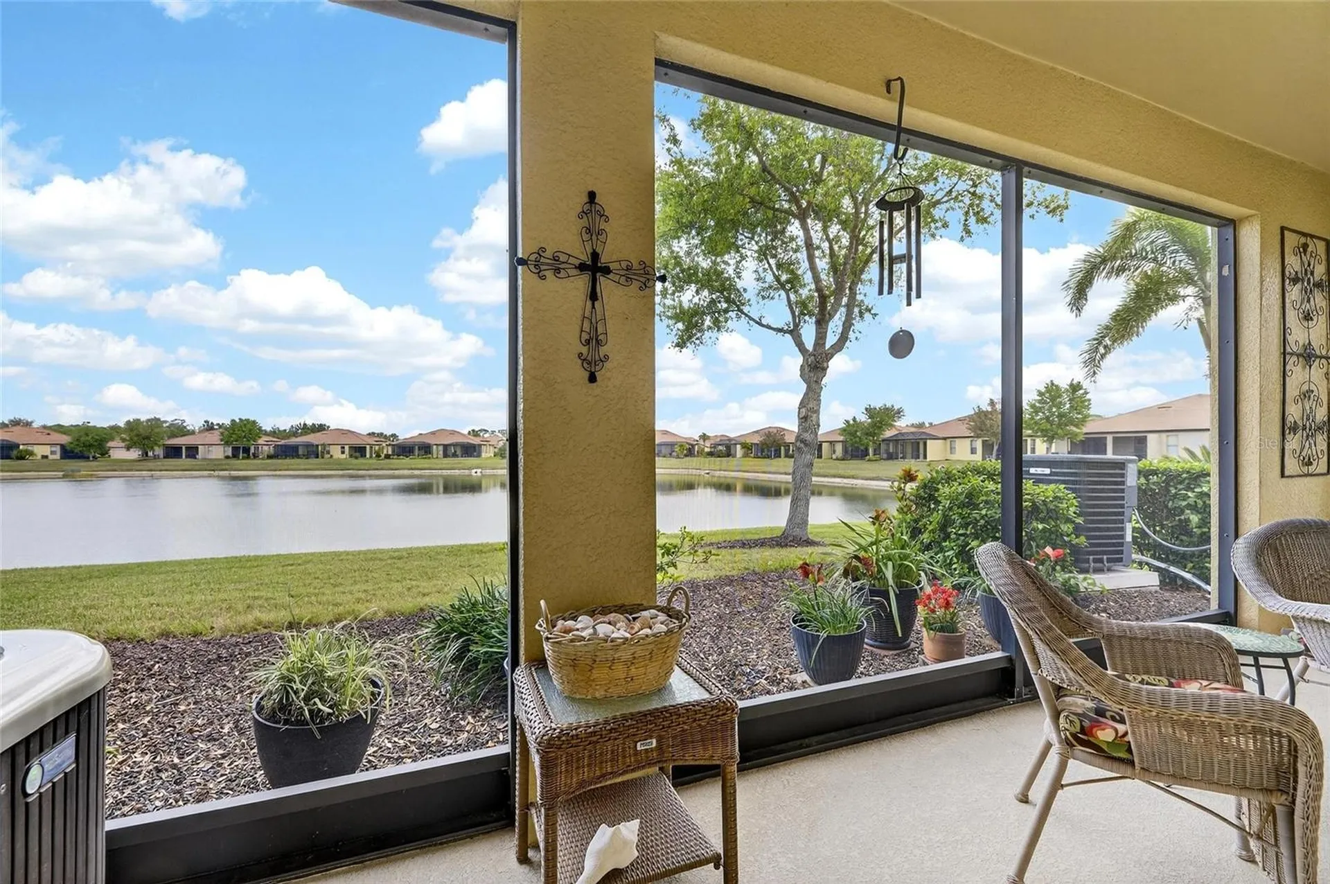 5538 Sunset Falls Drive Apollo Beach FL 33572