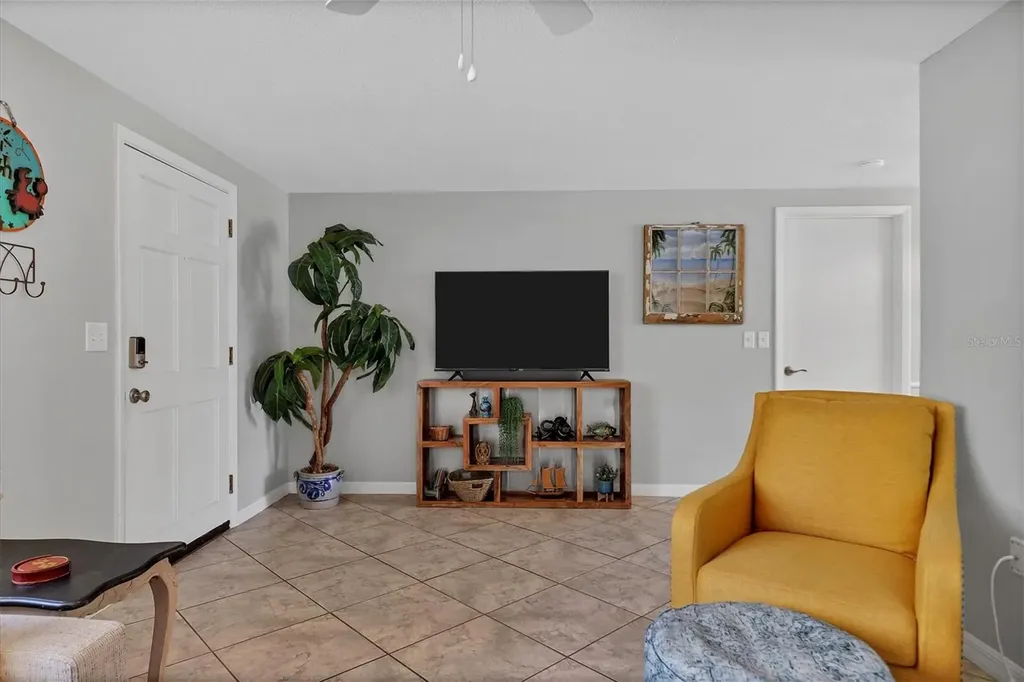 2323 Doud Street Sarasota FL 34231
