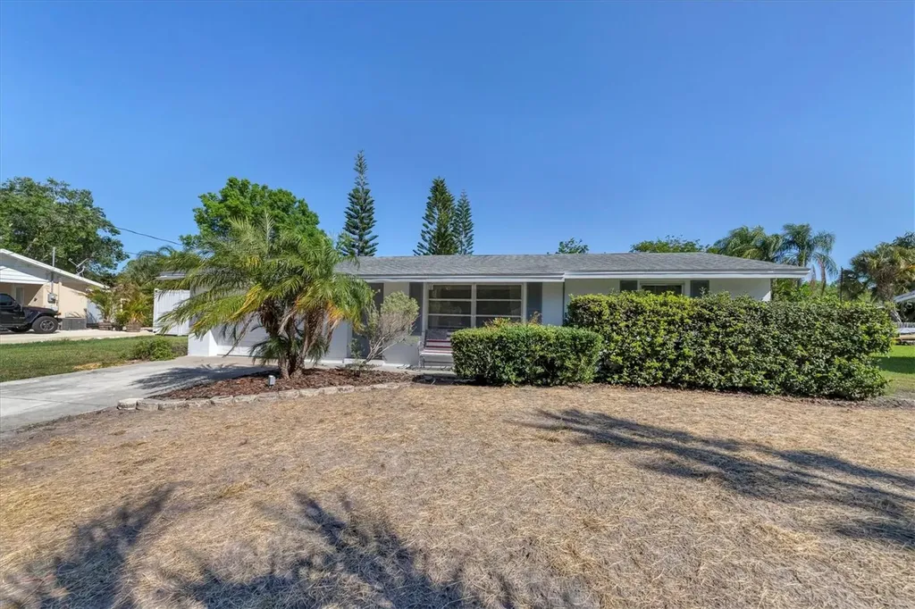 2323 Doud Street Sarasota FL 34231