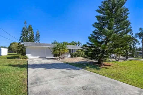 2323 Doud Street Sarasota FL 34231