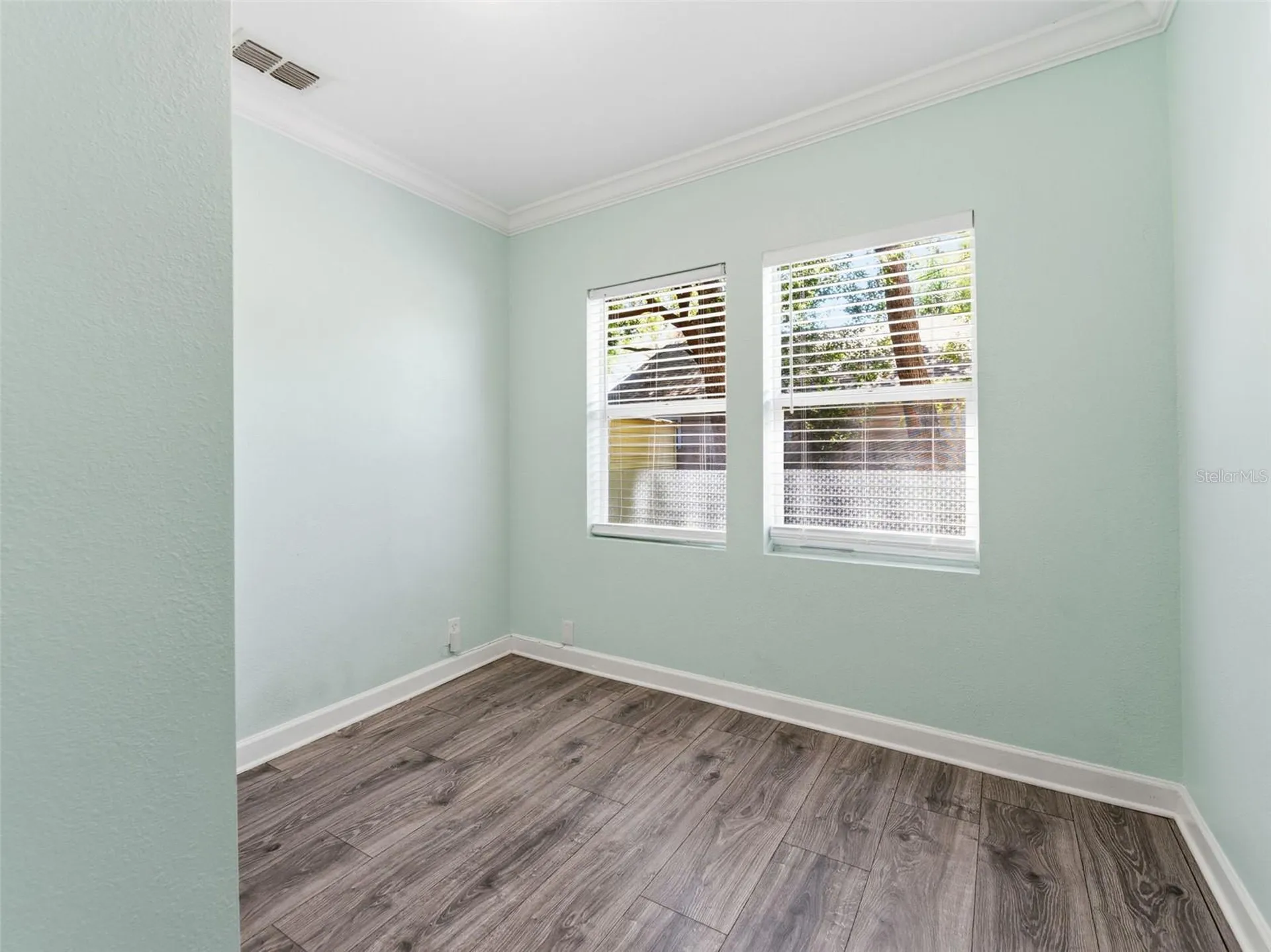 8311 N 9th Street Tampa FL 33604