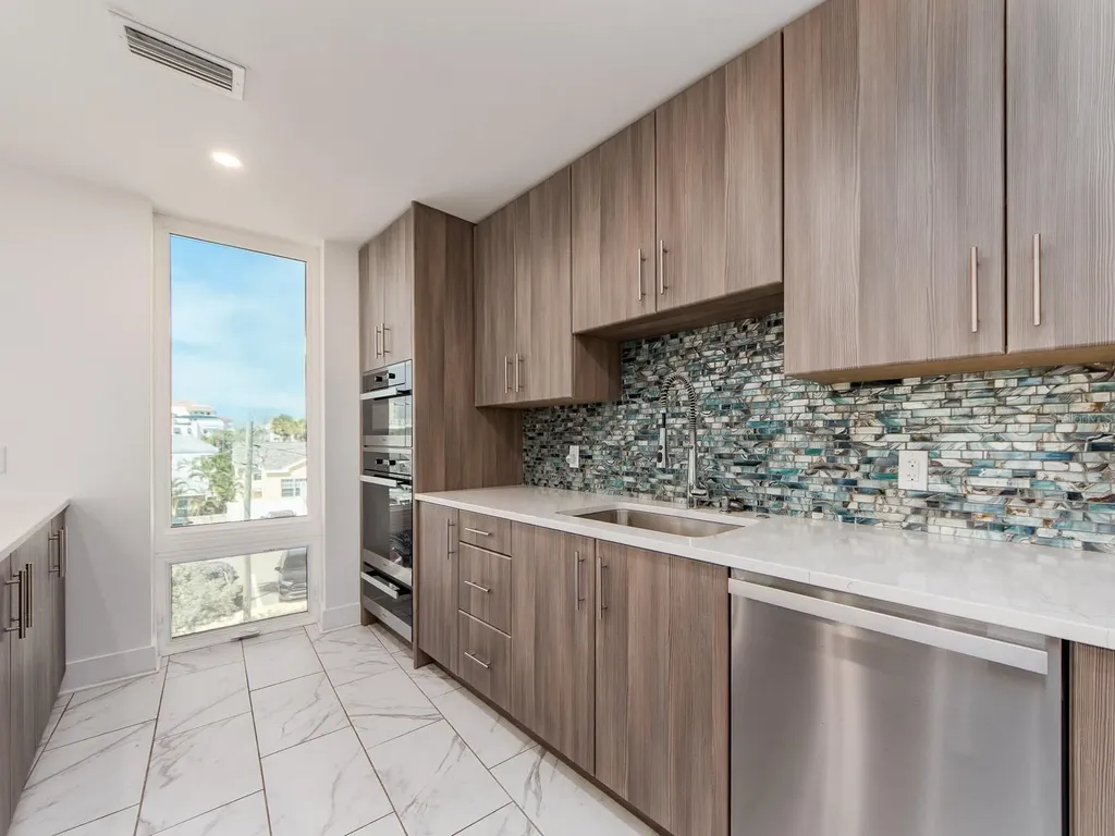 15 Avalon Street Clearwater Beach FL 33767