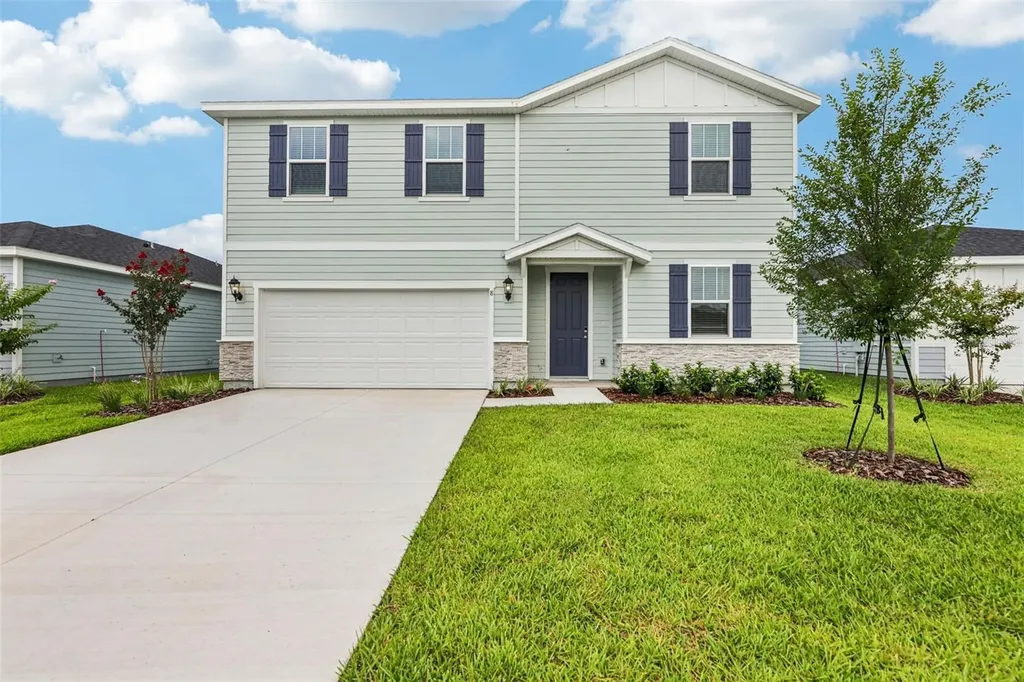 8 Wandering Creek Way Palm Coast FL 32164