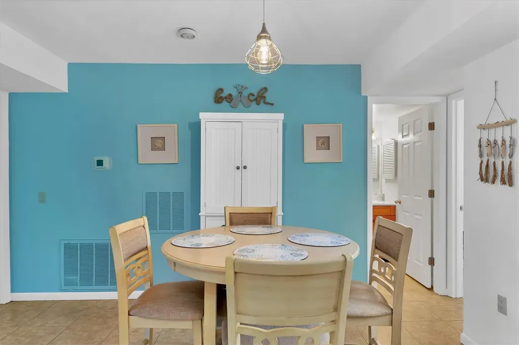 5669 Ashton Lake Drive Sarasota FL 34231