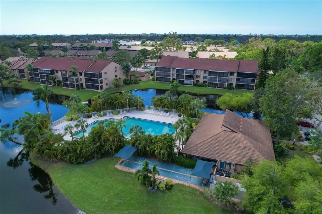 5669 Ashton Lake Drive Sarasota FL 34231