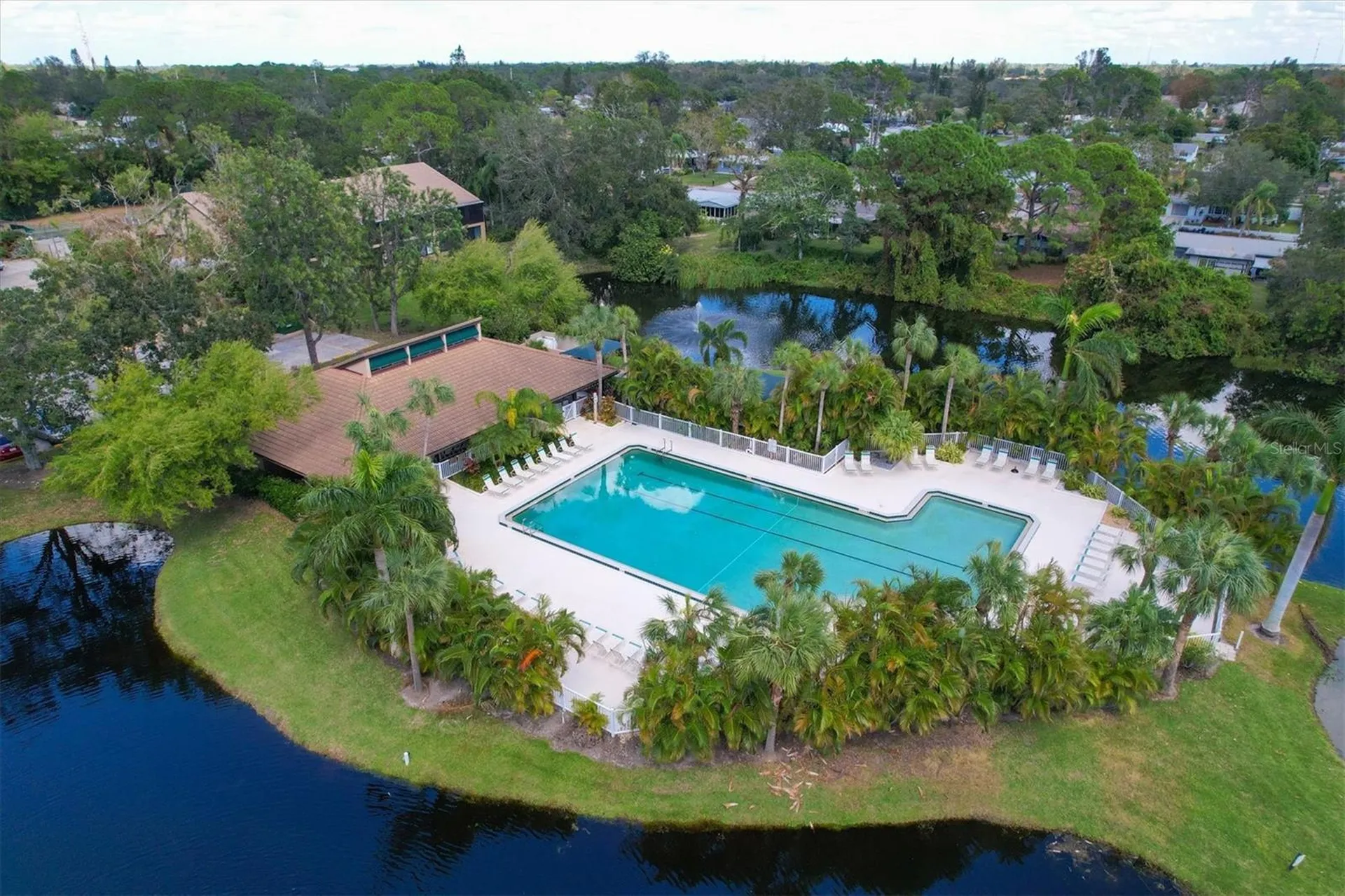 5669 Ashton Lake Drive Sarasota FL 34231