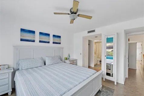 5669 Ashton Lake Drive Sarasota FL 34231