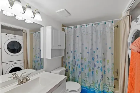 5669 Ashton Lake Drive Sarasota FL 34231