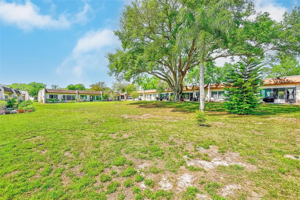 2996 Mission Drive E Clearwater FL 33759