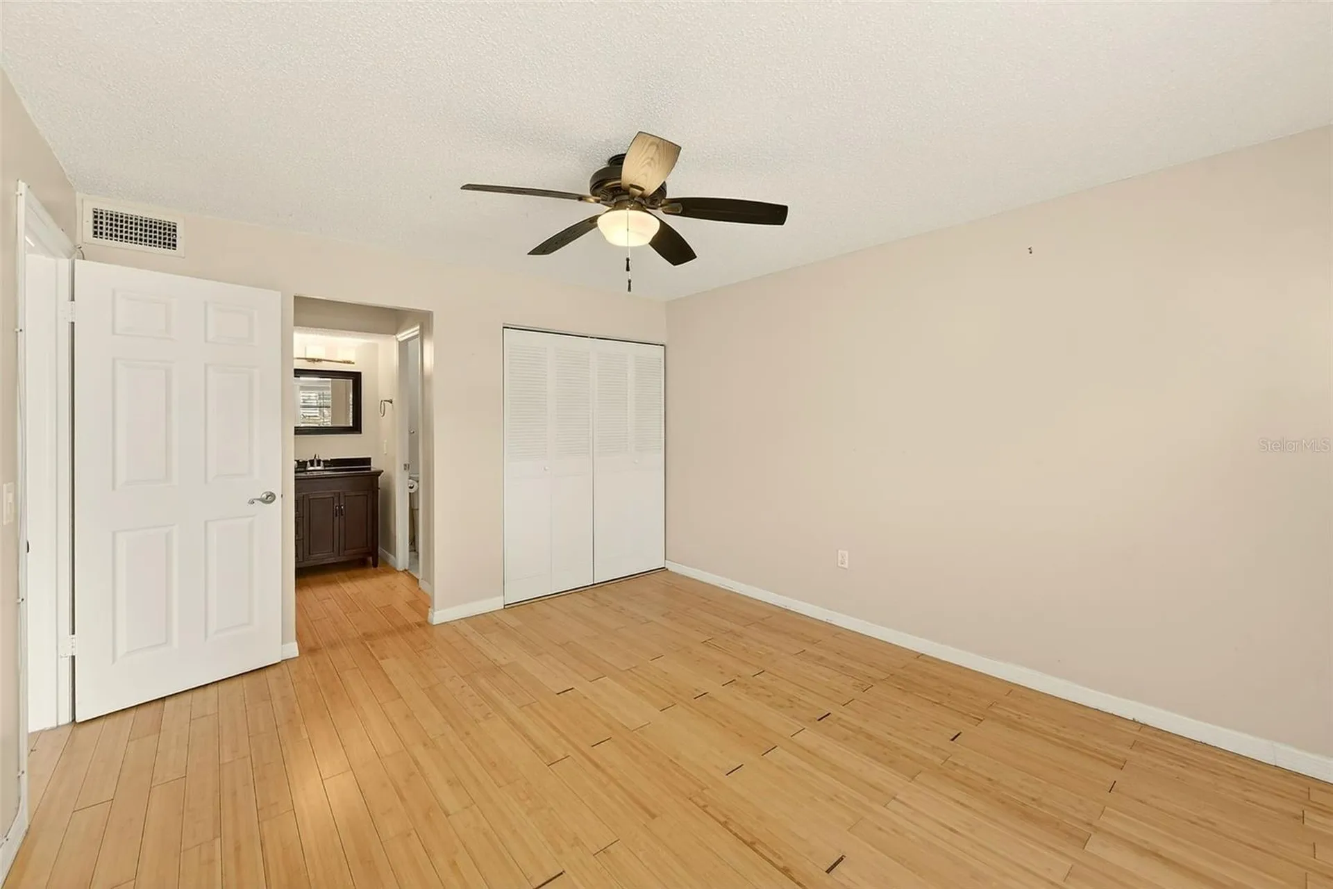 2996 Mission Drive E Clearwater FL 33759
