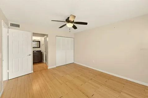 2996 Mission Drive E Clearwater FL 33759