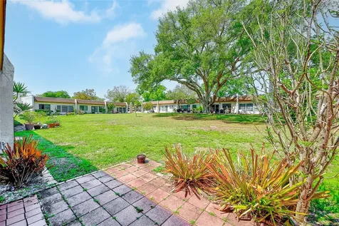 2996 Mission Drive E Clearwater FL 33759
