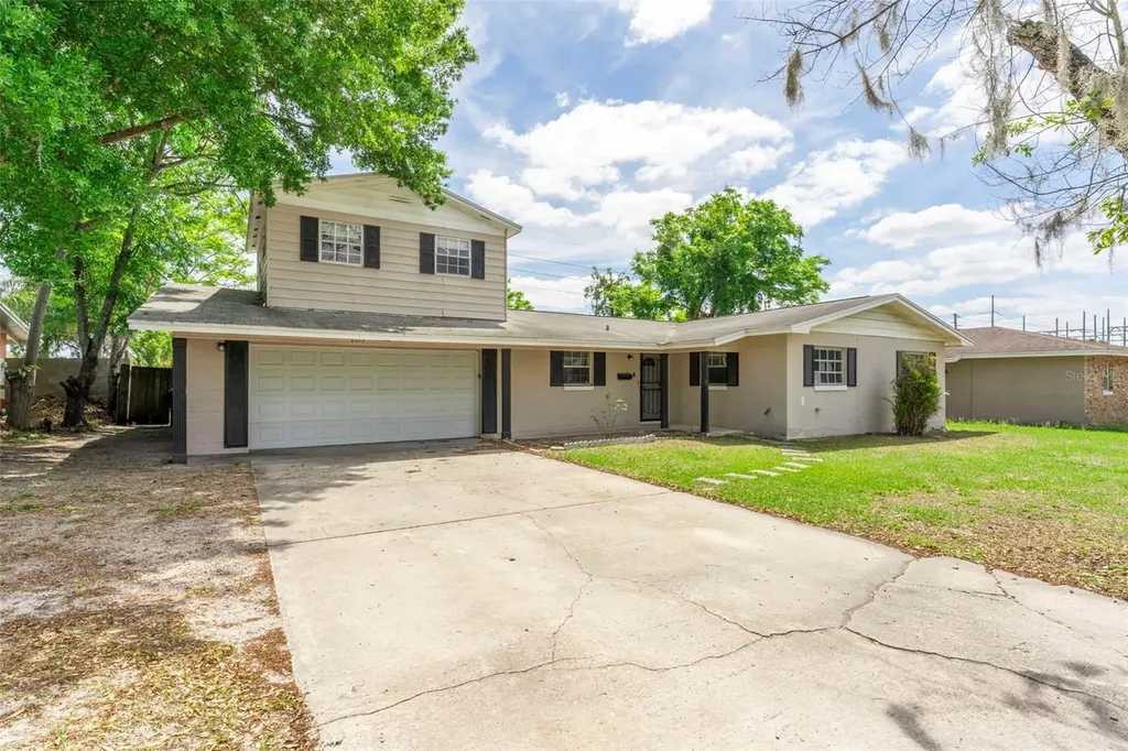 2713 Greenfield Avenue Orlando FL 32808