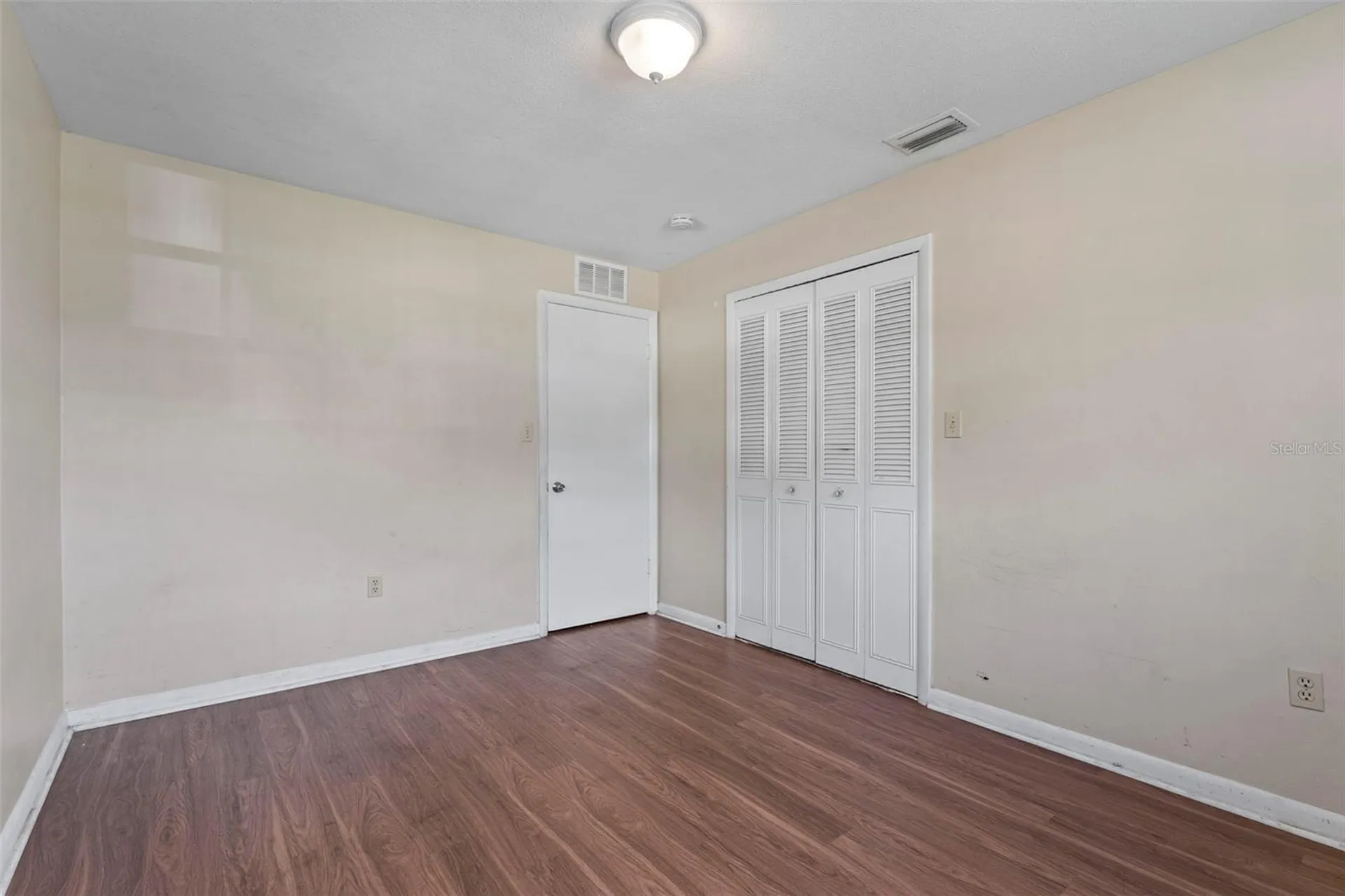 2713 Greenfield Avenue Orlando FL 32808